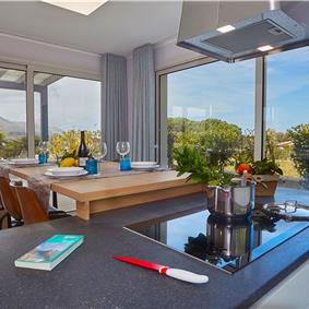 5 bedroom villa with infinity pool, Castellammare del Golfo, sleeps 9